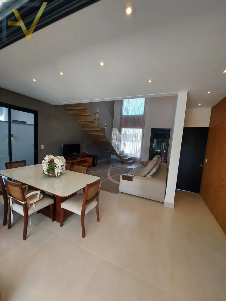 Casa, 3 quartos, 215 m² - Foto 2