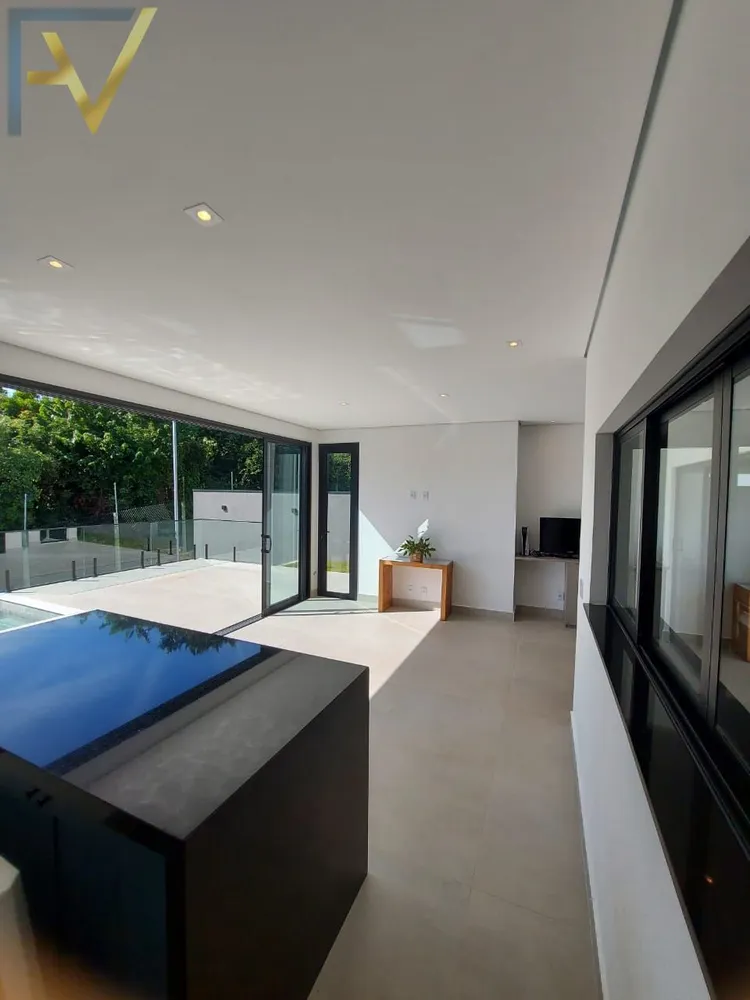 Casa, 3 quartos, 215 m² - Foto 3