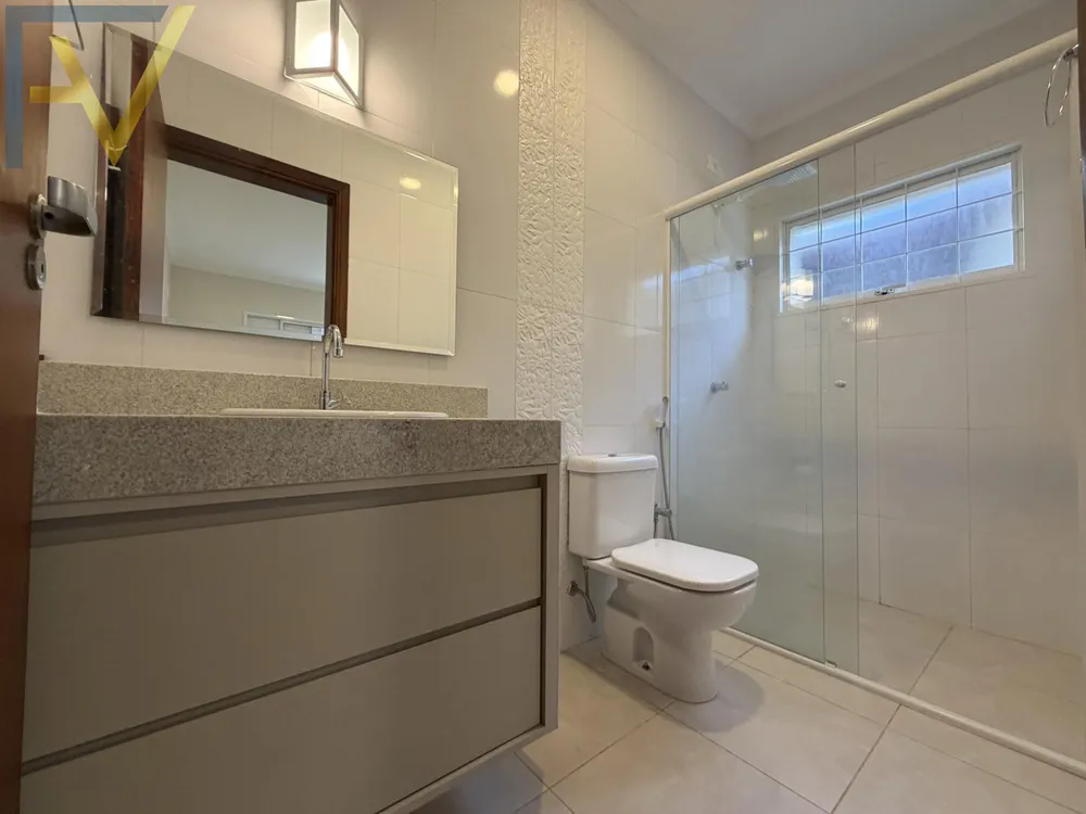 Casa, 3 quartos, 250 m² - Foto 12