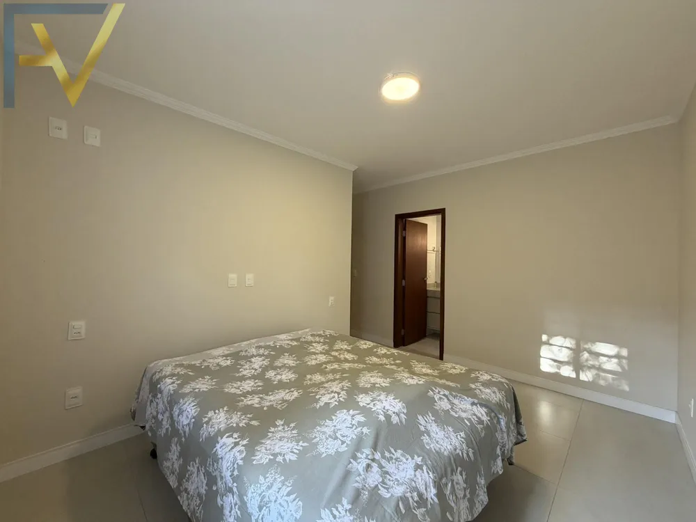 Casa, 3 quartos, 250 m² - Foto 2