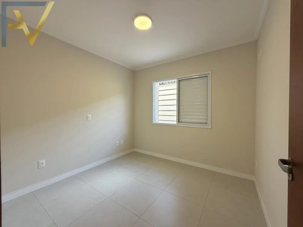 Casa, 3 quartos, 250 m² - Foto 4