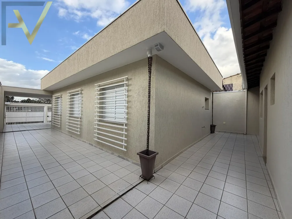 Casa, 3 quartos, 250 m² - Foto 1