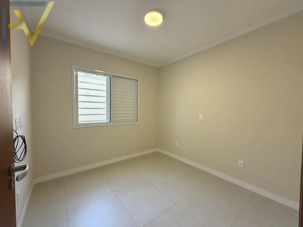 Casa, 3 quartos, 250 m² - Foto 9