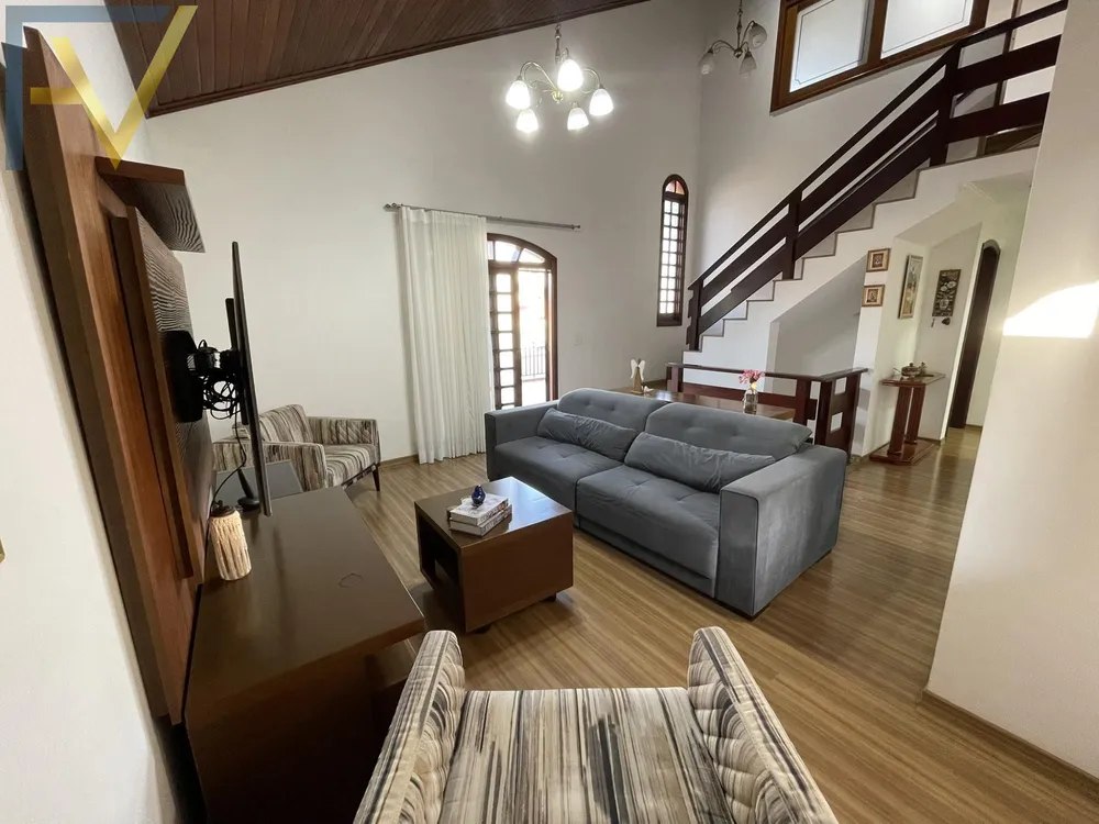 Casa, 3 quartos, 240 m² - Foto 3