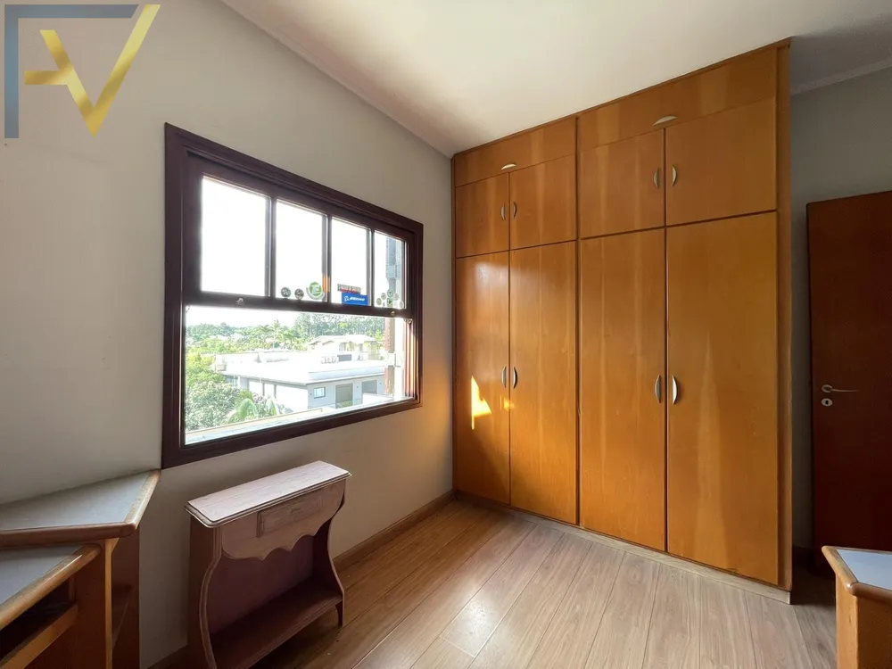 Casa, 4 quartos, 370 m² - Foto 9