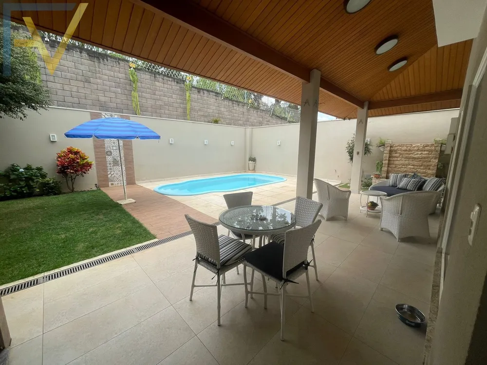 Casa, 3 quartos, 249 m² - Foto 14