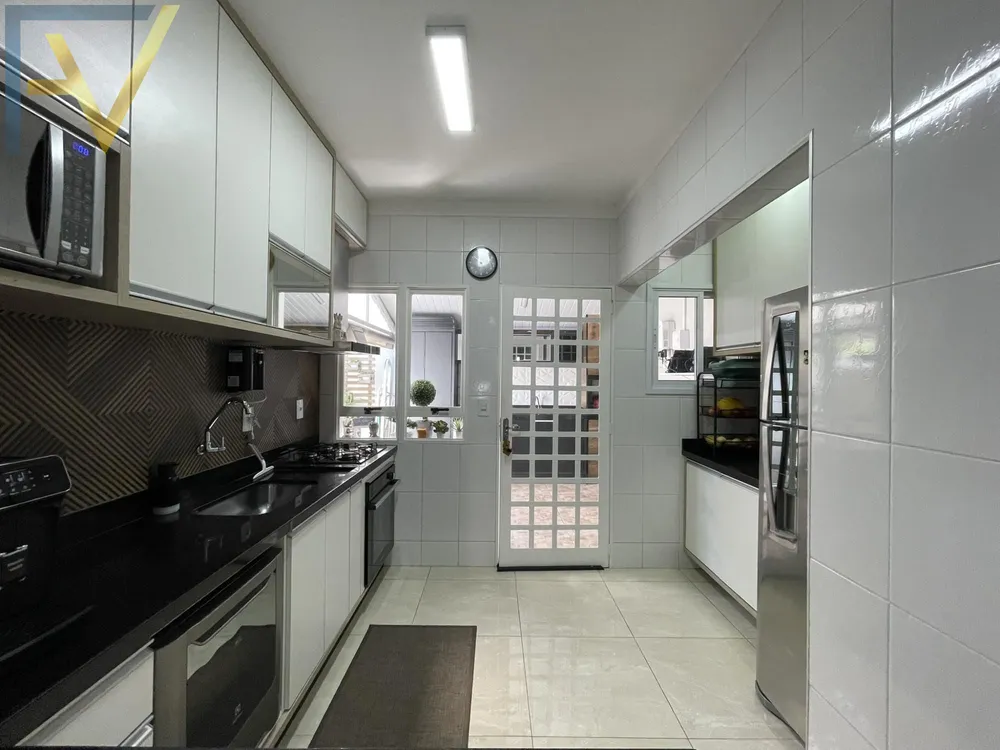 Casa, 2 quartos, 77 m² - Foto 1