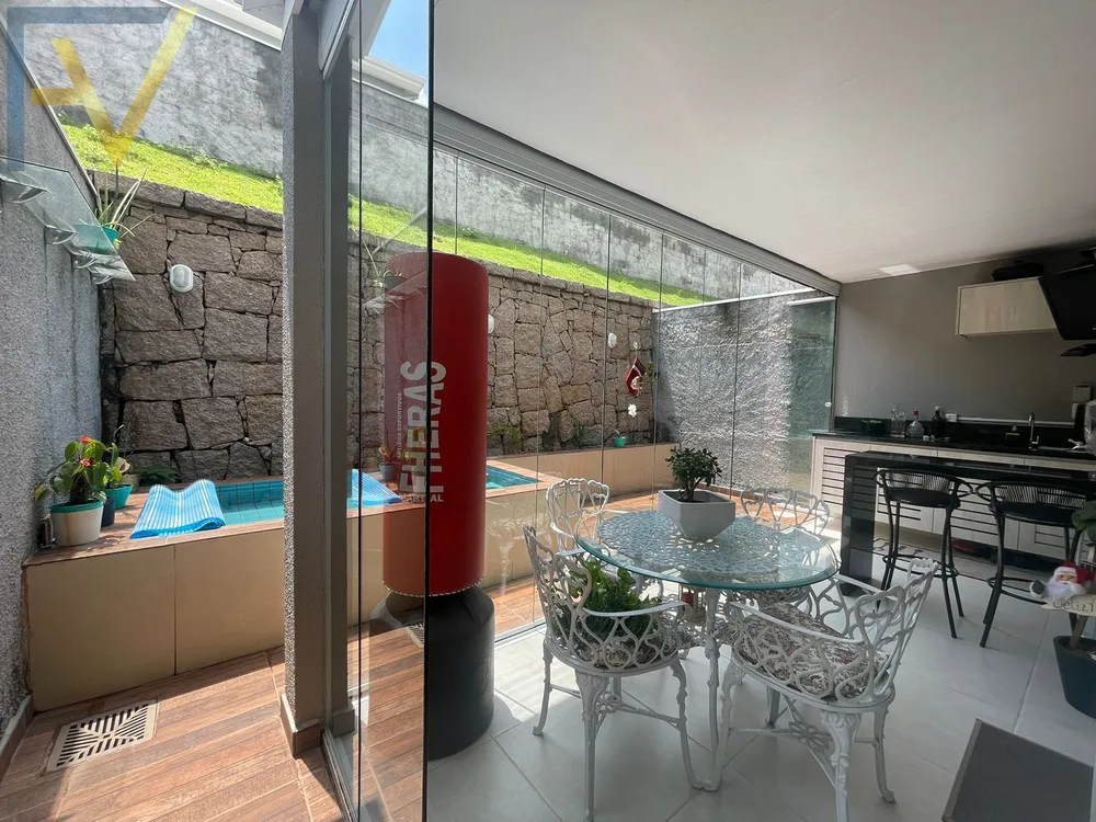 Casa, 3 quartos, 106 m² - Foto 2