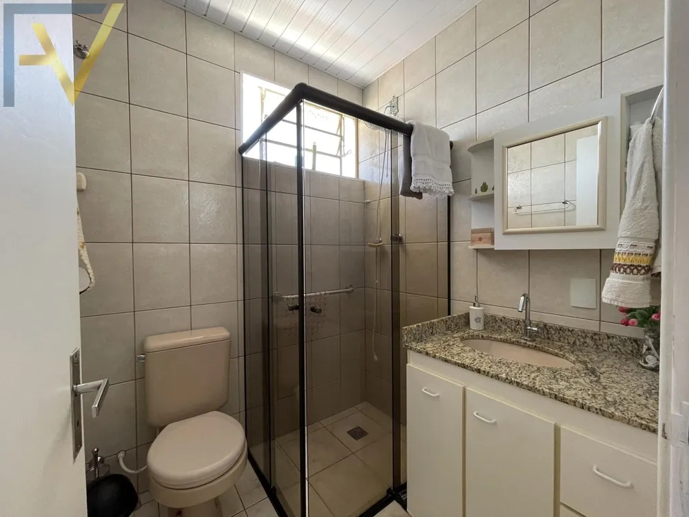 Casa, 2 quartos, 250 m² - Foto 1