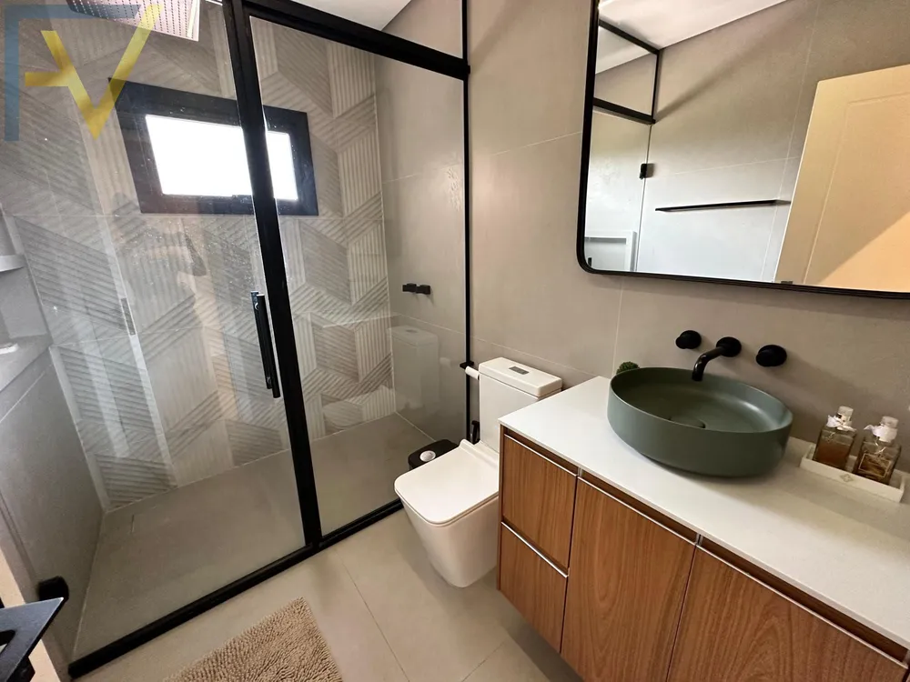 Casa, 3 quartos, 288 m² - Foto 1