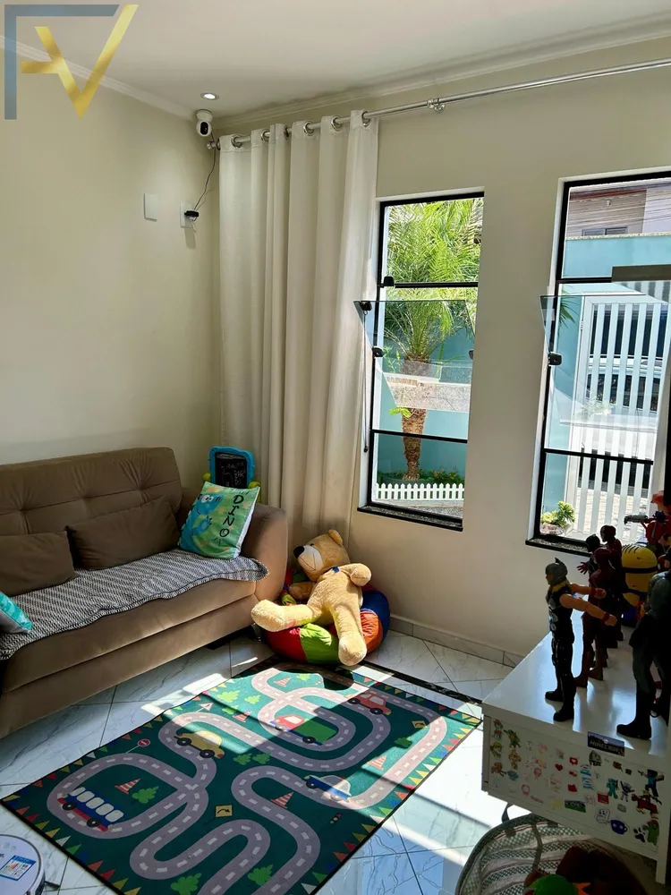 Casa, 3 quartos, 275 m² - Foto 5