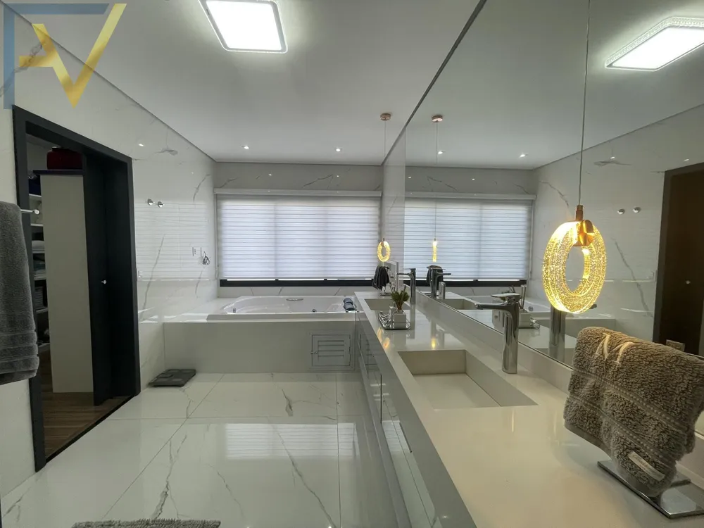 Casa, 3 quartos, 363 m² - Foto 1