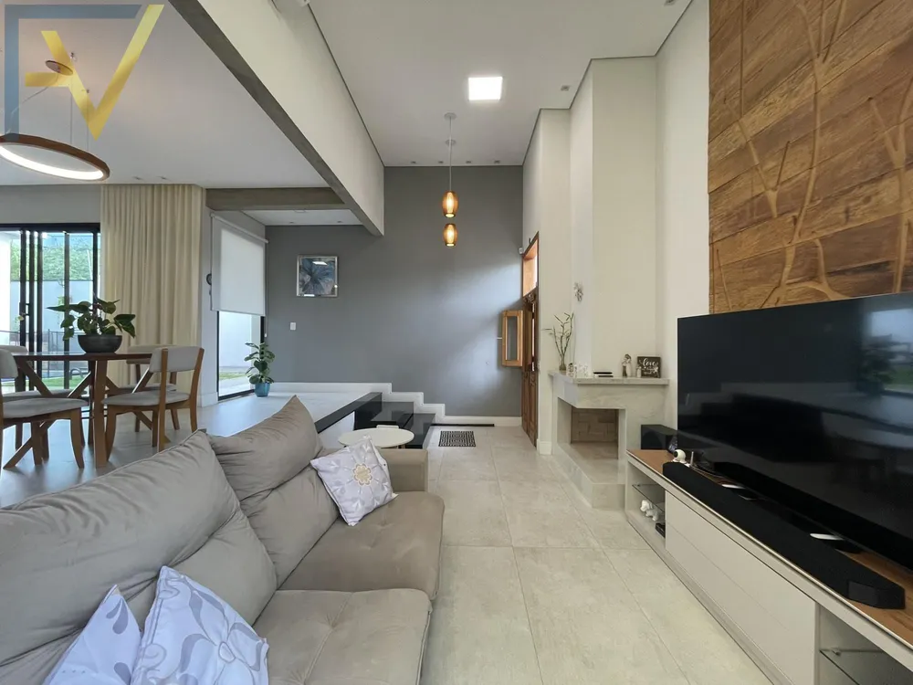 Casa, 3 quartos, 223 m² - Foto 2