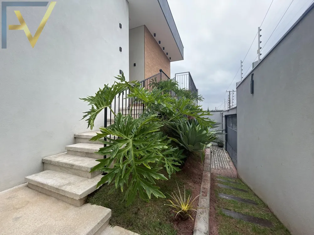 Casa, 3 quartos, 223 m² - Foto 3