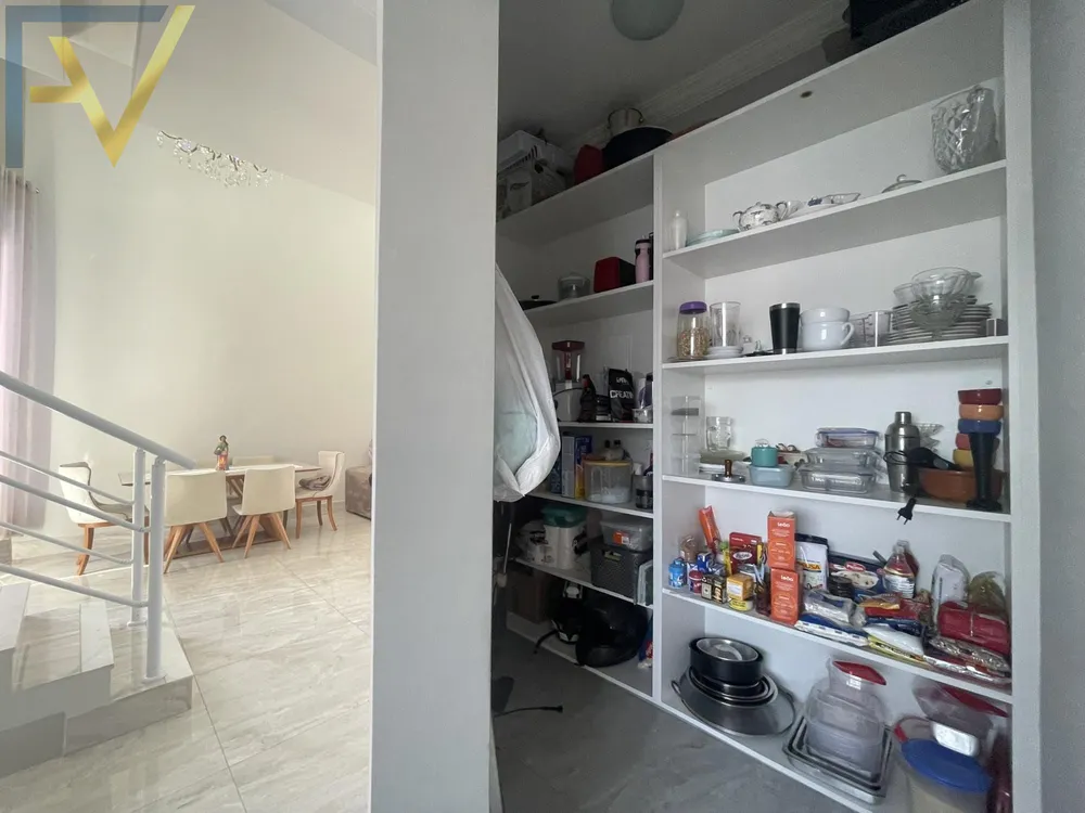 Casa, 3 quartos, 210 m² - Foto 2