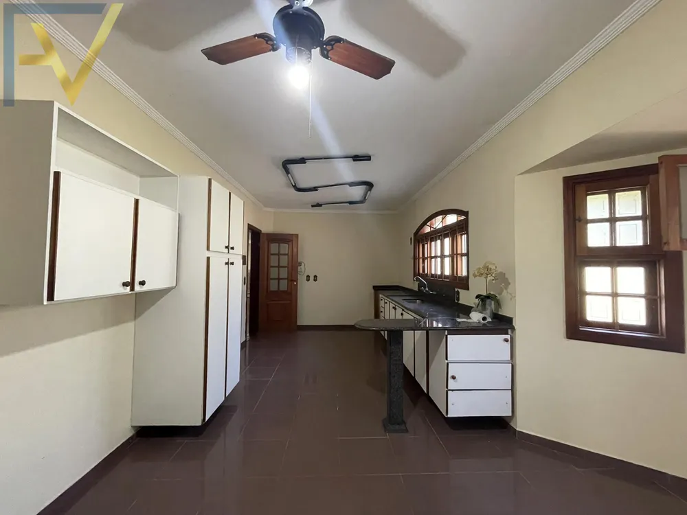 Chácara, 4 quartos, 9235 m² - Foto 1