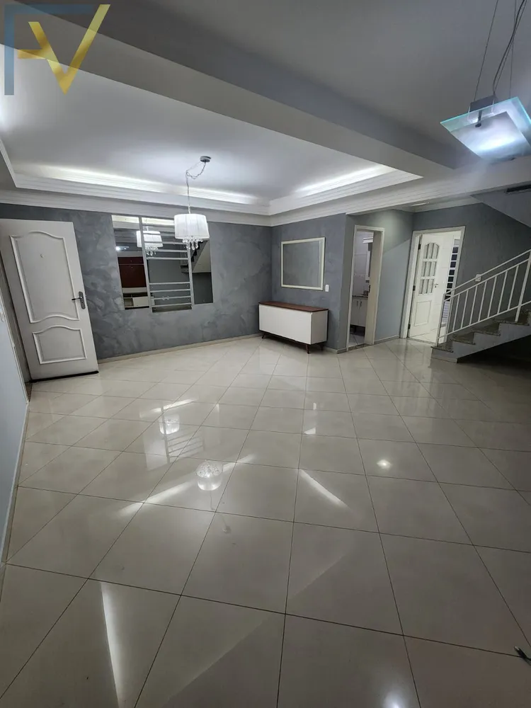 Casa, 3 quartos, 200 m² - Foto 3