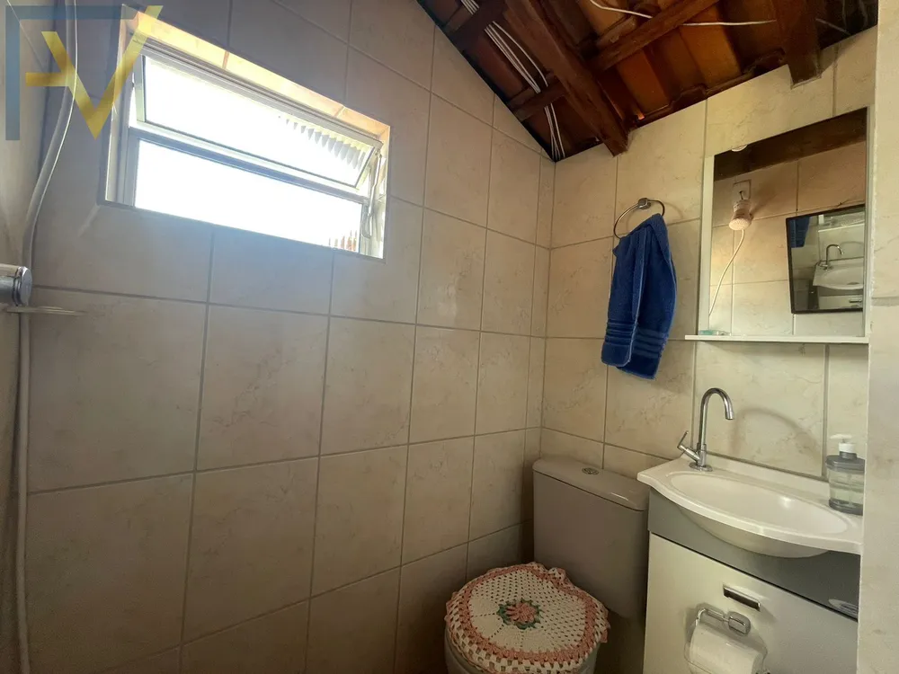 Casa, 3 quartos, 223 m² - Foto 1