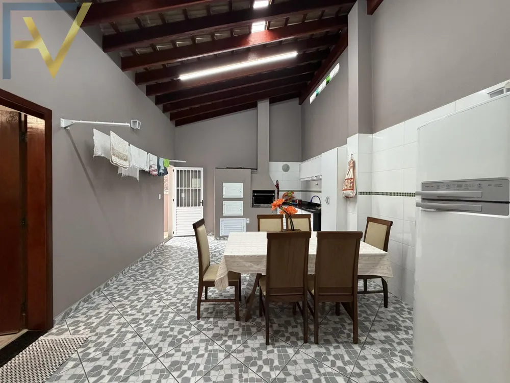 Casa, 3 quartos, 170 m² - Foto 3