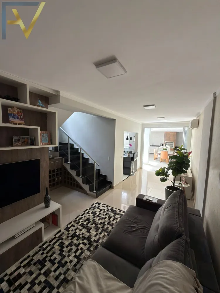 Casa, 3 quartos, 200 m² - Foto 12