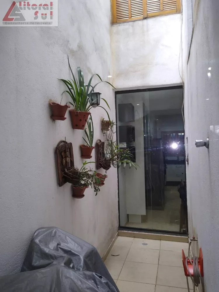 Casa à venda com 3 quartos, 180m² - Foto 4