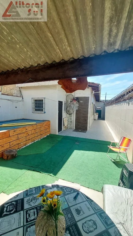 Casa, 3 quartos, 130 m² - Foto 1