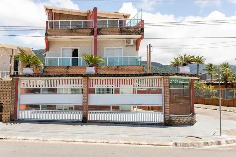 Sobrado à venda com 3 quartos, 130m² - Foto 1