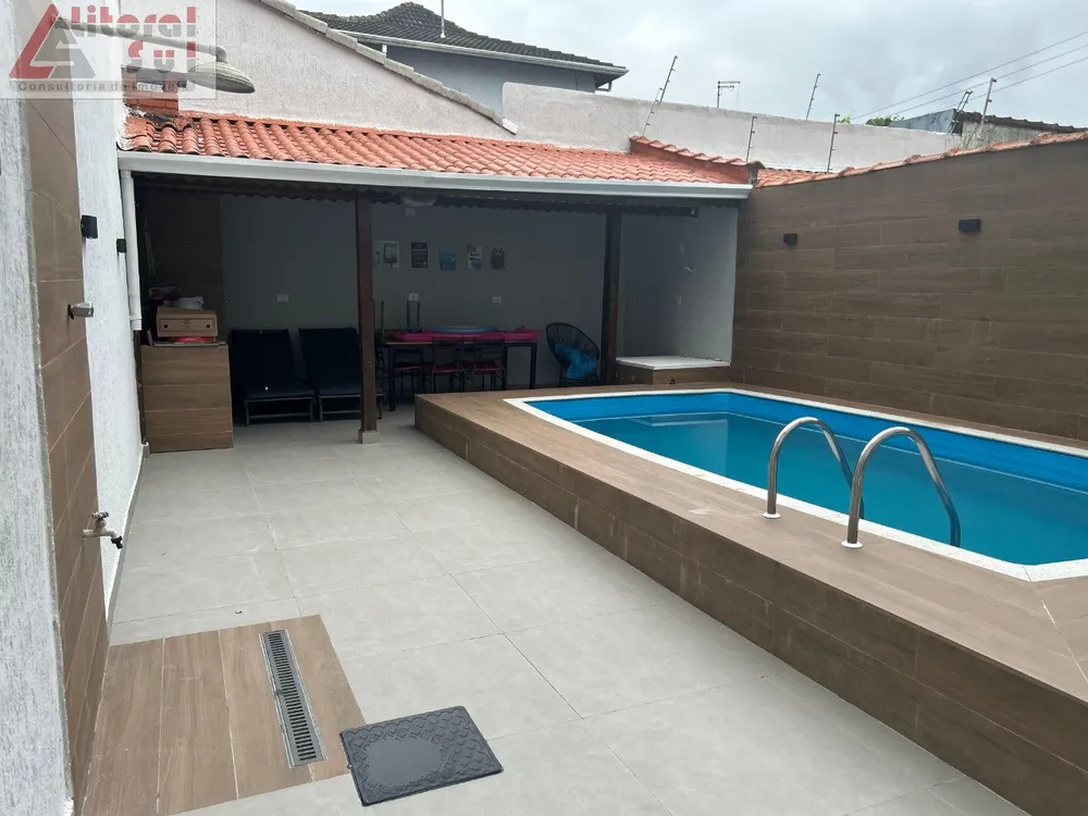 Casa, 3 quartos, 230 m² - Foto 1