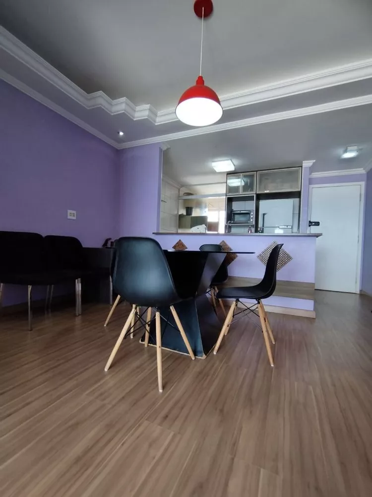 Apartamento à venda com 2 quartos, 70m² - Foto 3