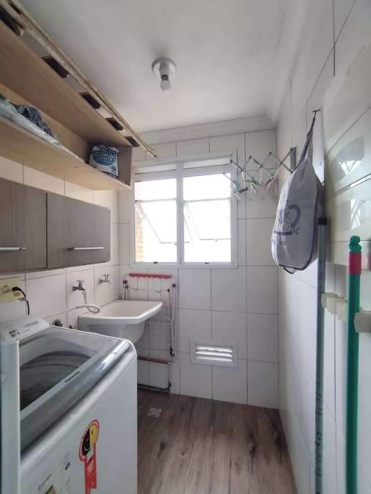 Apartamento à venda com 2 quartos, 70m² - Foto 11