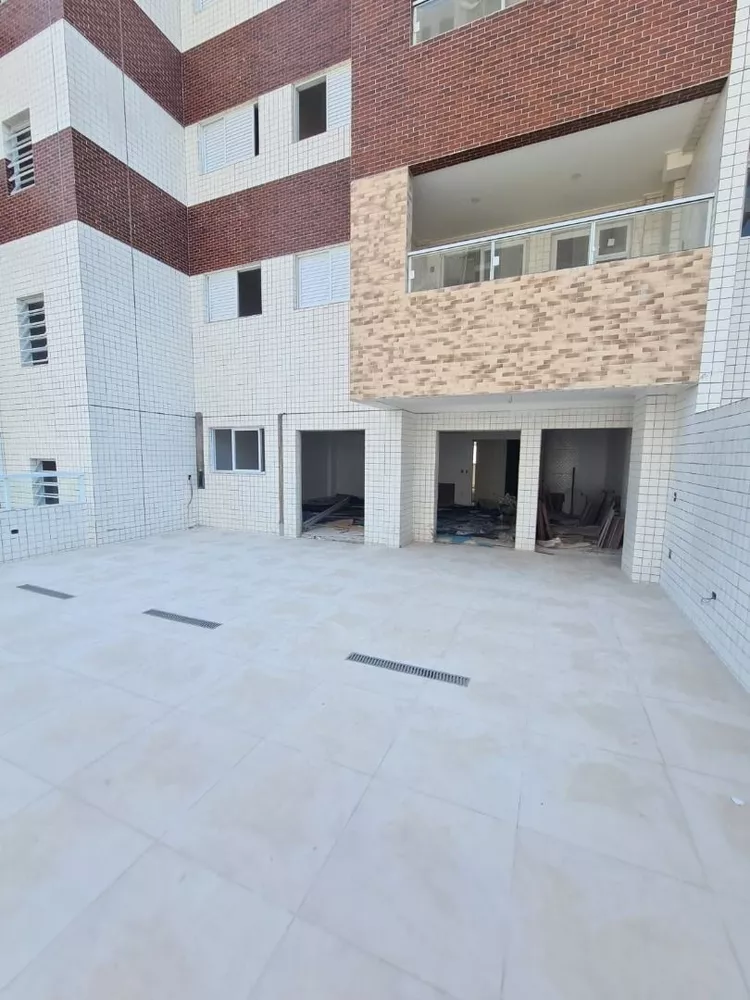 Apartamento à venda com 2 quartos, 64m² - Foto 2