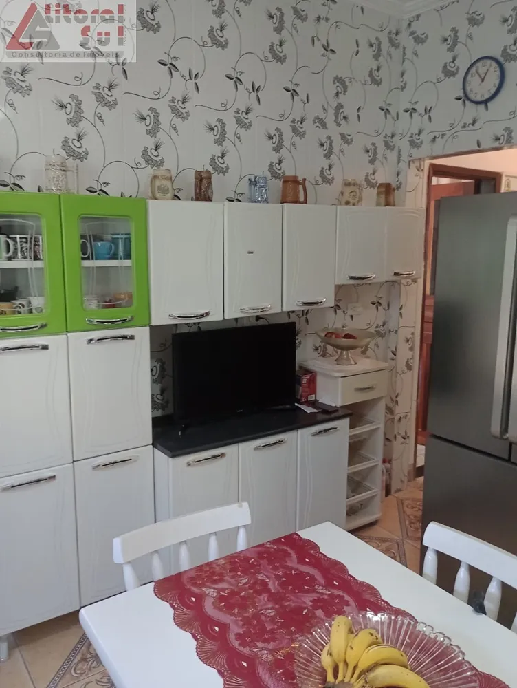Casa, 3 quartos, 250 m² - Foto 10
