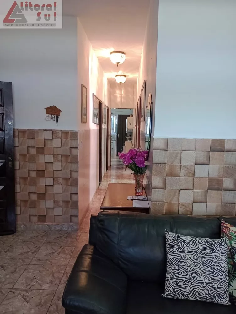 Casa, 3 quartos, 250 m² - Foto 1