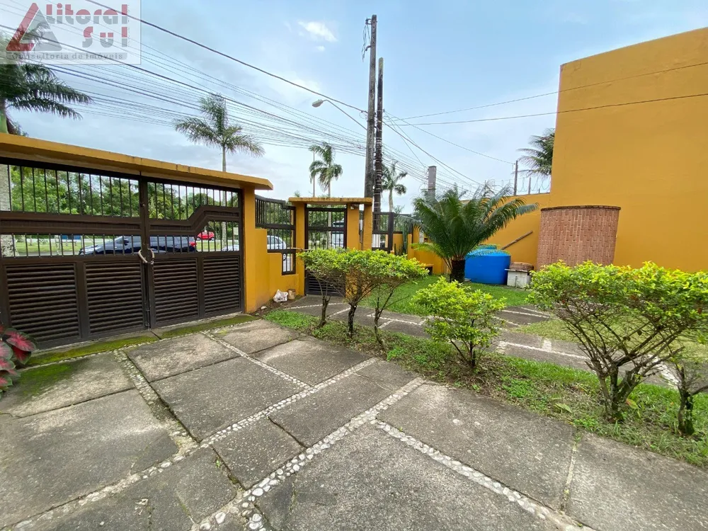 Casa, 4 quartos, 180 m² - Foto 1