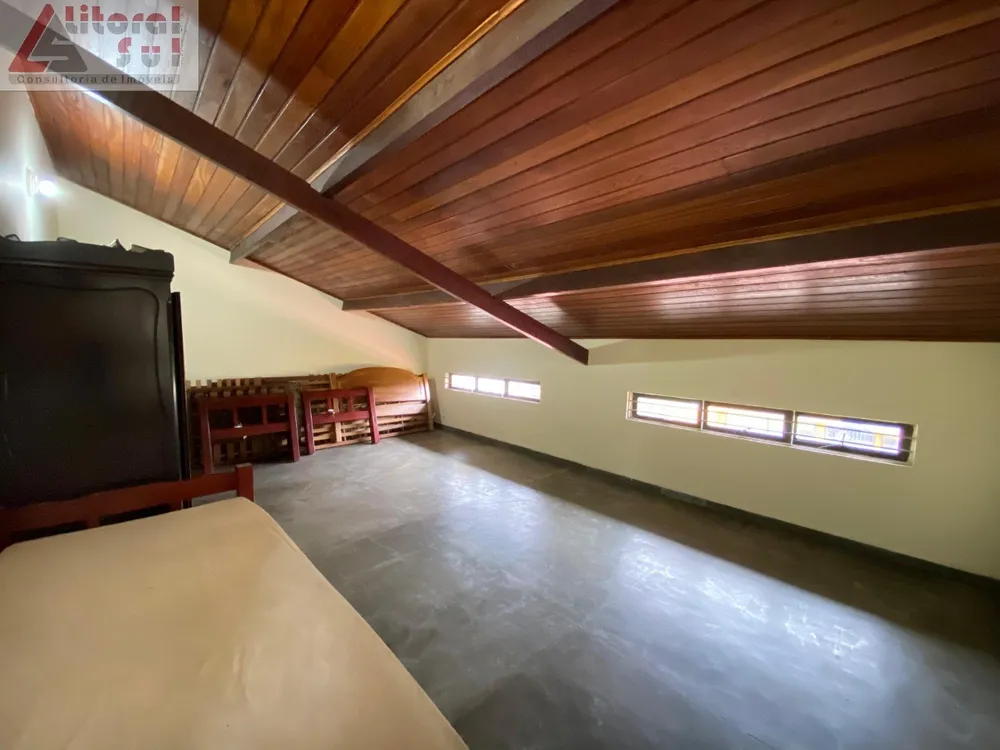 Casa, 4 quartos, 180 m² - Foto 11