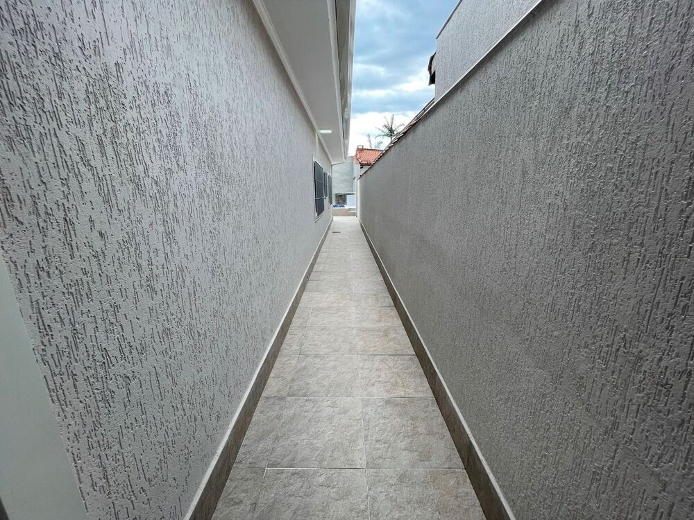 Casa à venda com 3 quartos, 271m² - Foto 4