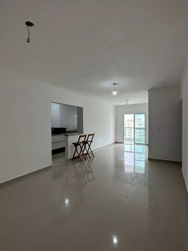 Apartamento à venda com 2 quartos, 99m² - Foto 3