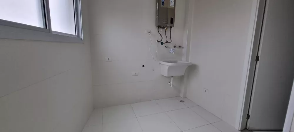 Apartamento à venda com 3 quartos, 130m² - Foto 4