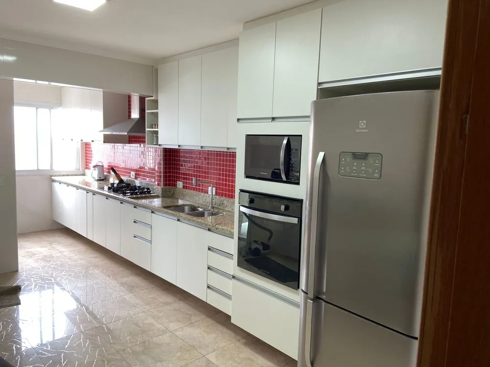 Apartamento, 3 quartos, 133 m² - Foto 1