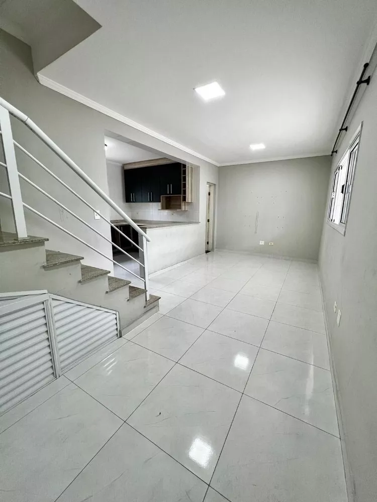 Sobrado à venda com 2 quartos, 110m² - Foto 5