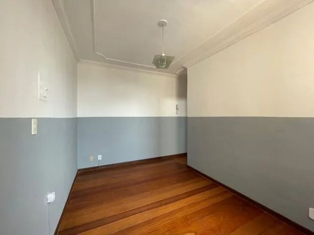 Apartamento à venda com 2 quartos, 72m² - Foto 1