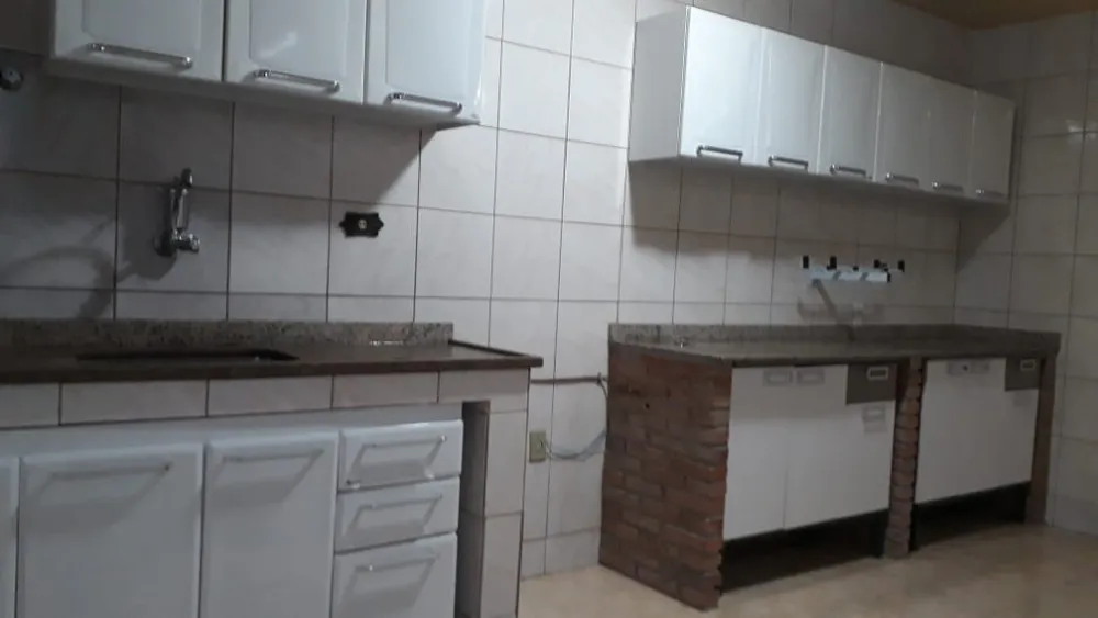 Casa, 3 quartos, 300 m² - Foto 2