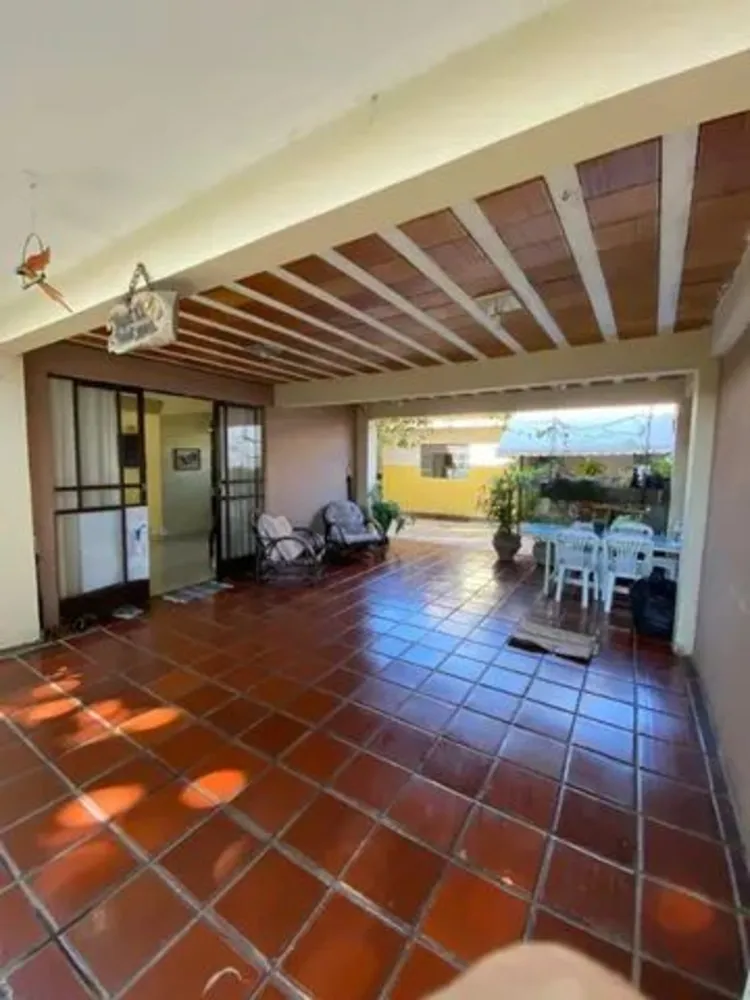 Casa, 4 quartos, 220 m² - Foto 3