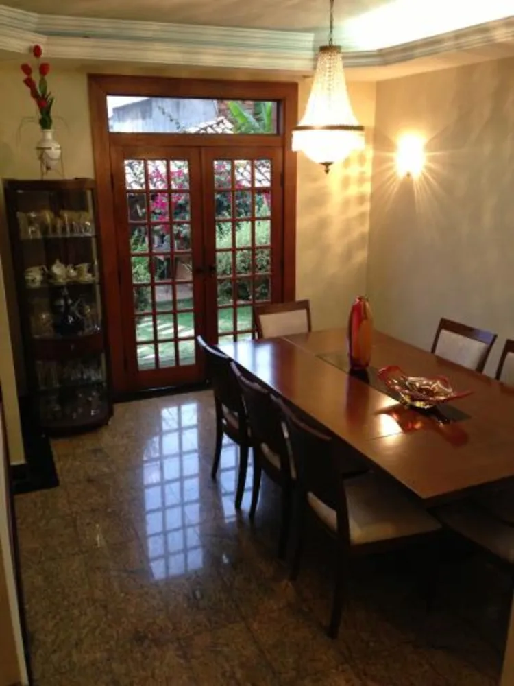 Casa, 4 quartos, 360 m² - Foto 2