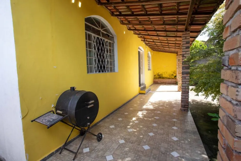 Casa, 6 quartos, 360 m² - Foto 1