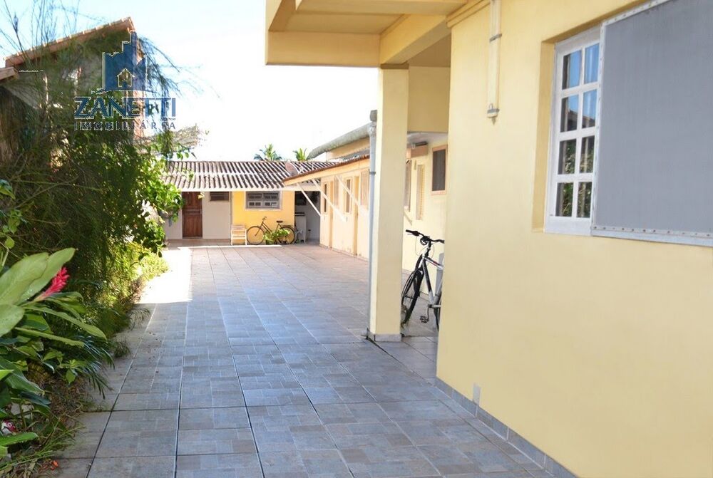 Prédio Inteiro à venda com 12 quartos, 600m² - Foto 2