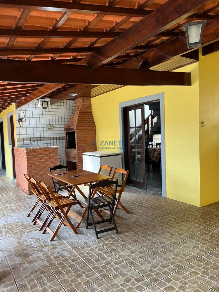 Casa, 3 quartos, 159 m² - Foto 2