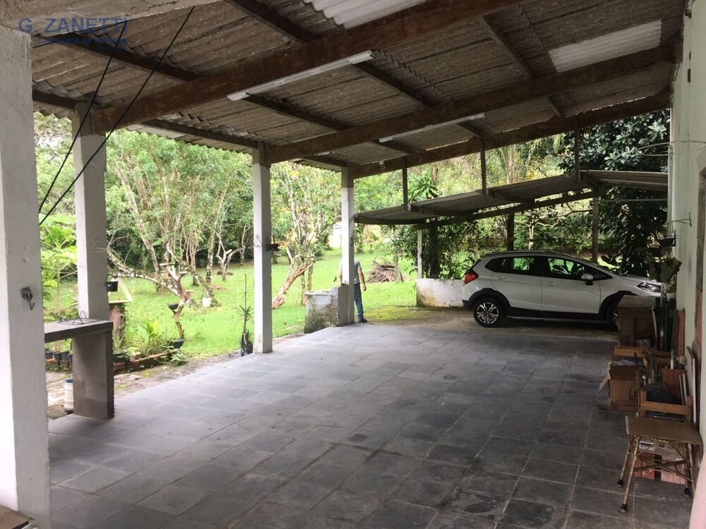 Chácara à venda com 4 quartos, 250m² - Foto 1