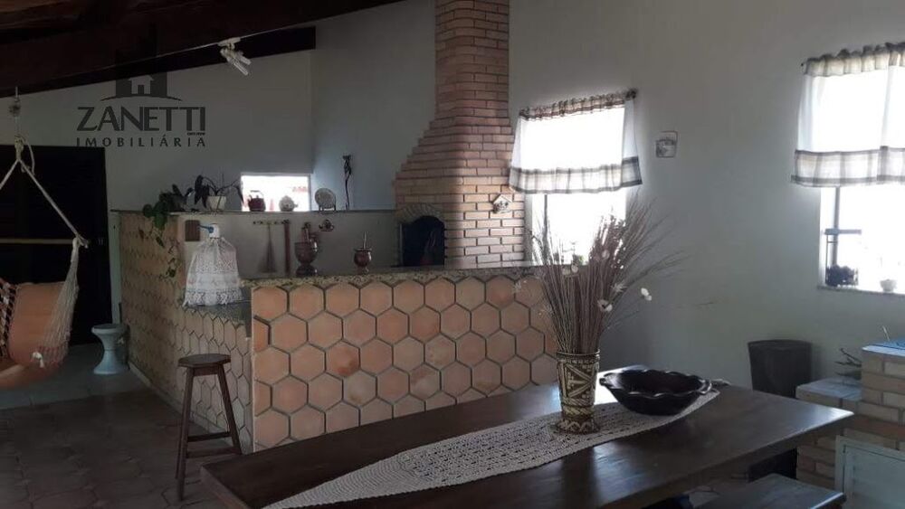 Casa, 4 quartos - Foto 1