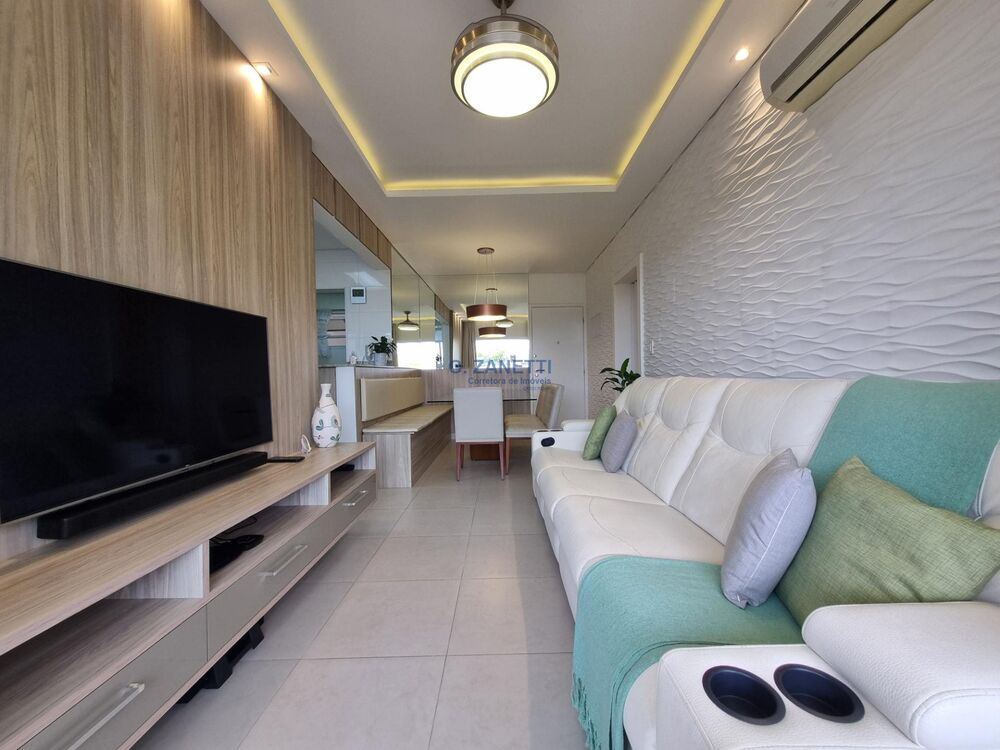 Apartamento à venda com 2 quartos, 84m² - Foto 2
